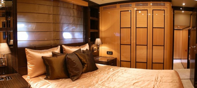 Yacht AMAZING -   VIP Cabin